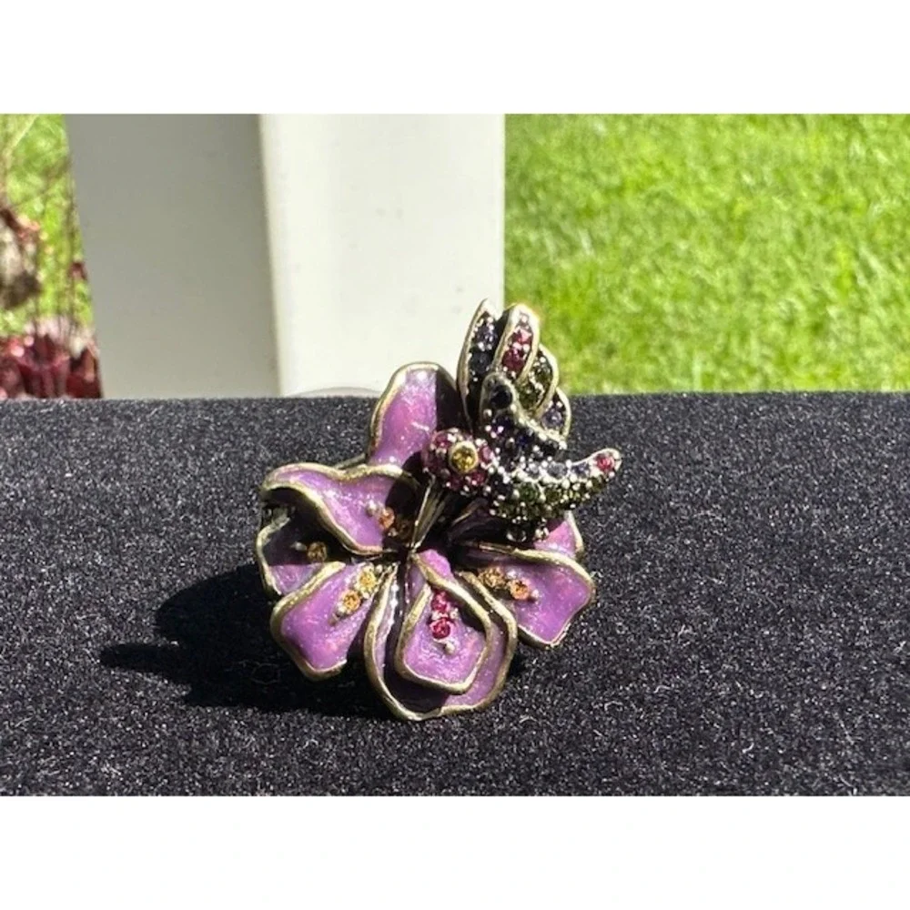 New Heidi Daus Ring size 6 Humming Bird‎ and flower